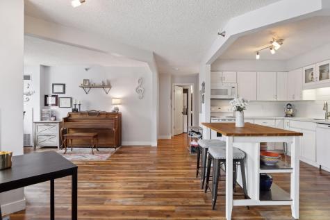 78 10th Street E Saint Paul MN 55101