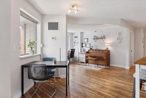 78 10th Street E Saint Paul MN 55101