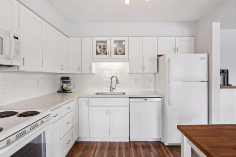 78 10th Street E Saint Paul MN 55101