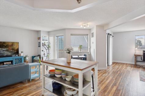 78 10th Street E Saint Paul MN 55101