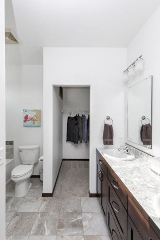 4268 Pine Parkway S Fargo ND 58104