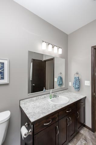 4268 Pine Parkway S Fargo ND 58104