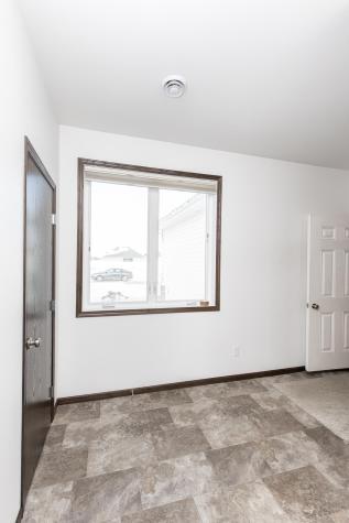 4268 Pine Parkway S Fargo ND 58104