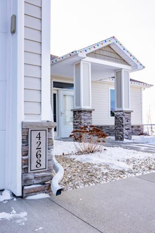 4268 Pine Parkway S Fargo ND 58104