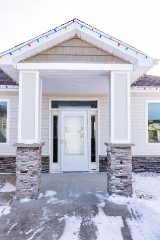 4268 Pine Parkway S Fargo ND 58104