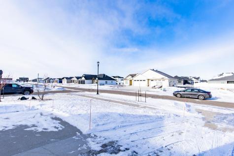4268 Pine Parkway S Fargo ND 58104