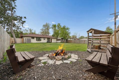 321 109th Avenue NW Coon Rapids MN 55448