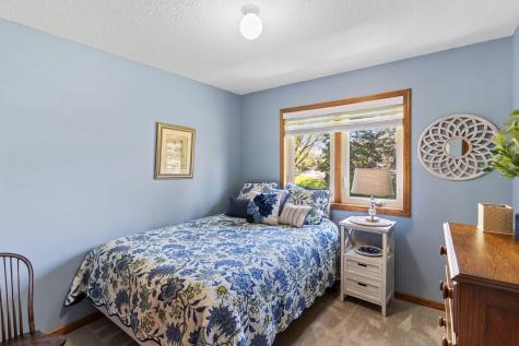 15000 Sunrise Lane Burnsville MN 55306