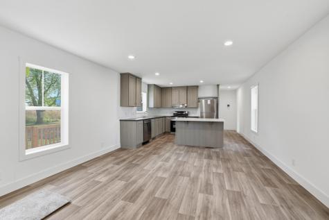 378 Hillcrest Circle Clarks Grove MN 56016