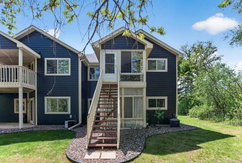 2494 Wilshire Court Mendota Heights MN 55120