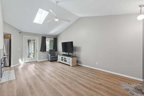 2494 Wilshire Court Mendota Heights MN 55120