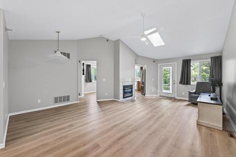 2494 Wilshire Court Mendota Heights MN 55120