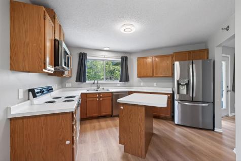 2494 Wilshire Court Mendota Heights MN 55120