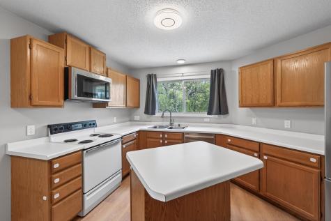 2494 Wilshire Court Mendota Heights MN 55120