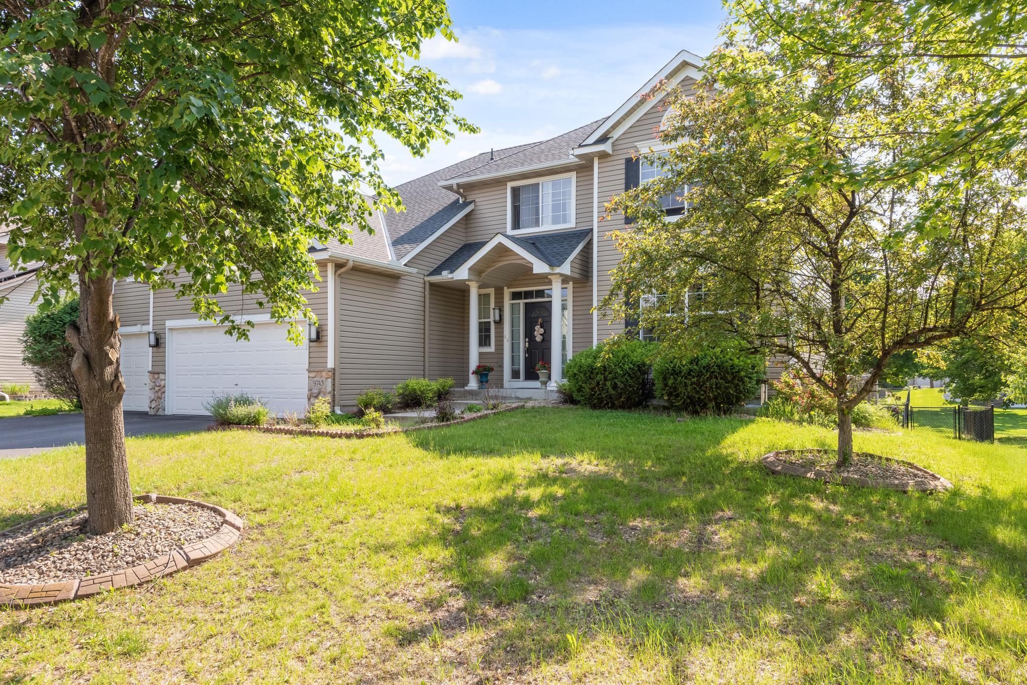 9743 Almond Avenue N Brooklyn Park MN 55443