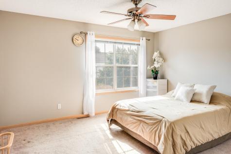 9743 Almond Avenue N Brooklyn Park MN 55443