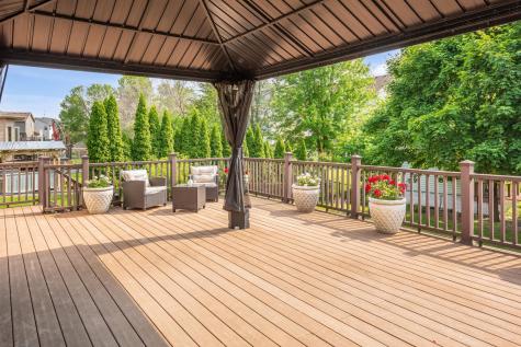 9743 Almond Avenue N Brooklyn Park MN 55443