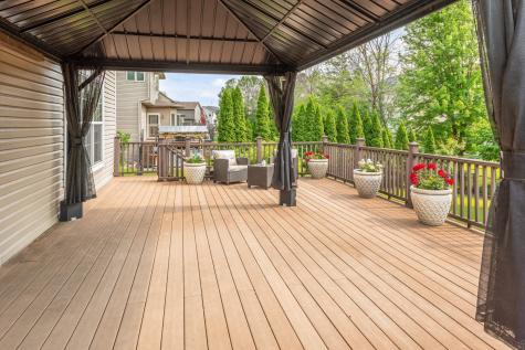 9743 Almond Avenue N Brooklyn Park MN 55443