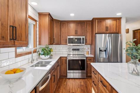9721 Portal Drive Eden Prairie MN 55347