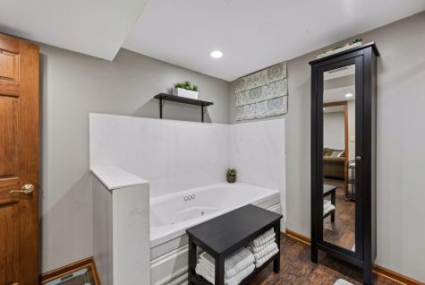 7220 Monardo Lane Edina MN 55435