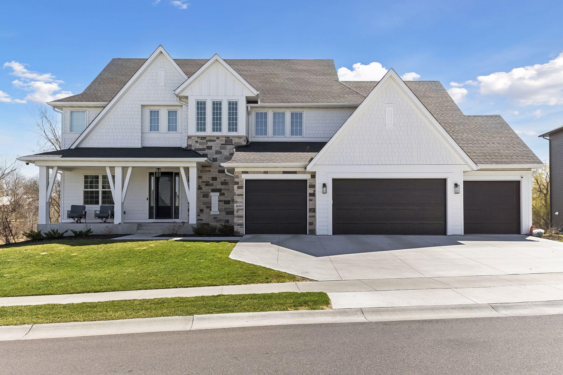 16865 46th Avenue N Plymouth MN 55446