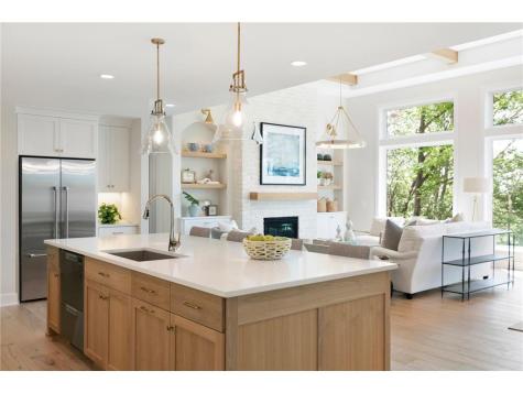 9257 Timberland Trail Eden Prairie MN 55347