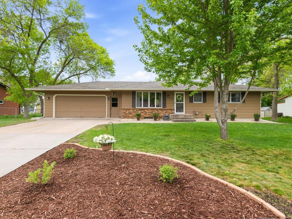 529 5 1/2 Street NW Elk River MN 55330