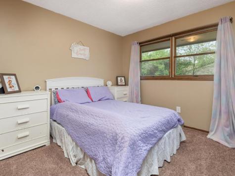 529 5 1/2 Street NW Elk River MN 55330