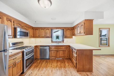6728 44th Avenue N Crystal MN 55428