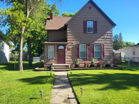 302 2nd Avenue SE Dilworth MN 56529