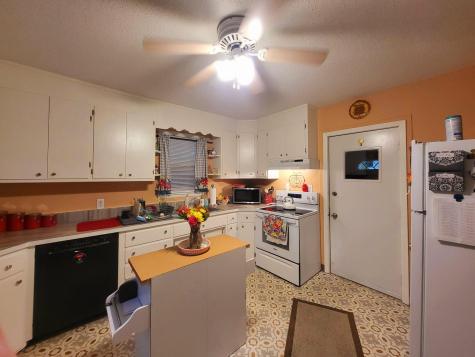 302 2nd Avenue SE Dilworth MN 56529