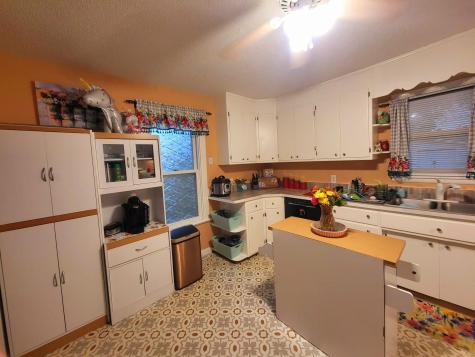 302 2nd Avenue SE Dilworth MN 56529