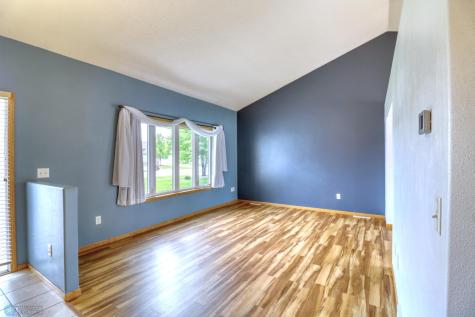 4309 52nd Street S Fargo ND 58104