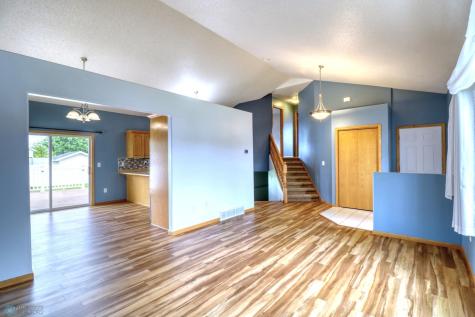 4309 52nd Street S Fargo ND 58104