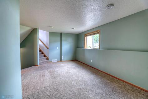 4309 52nd Street S Fargo ND 58104