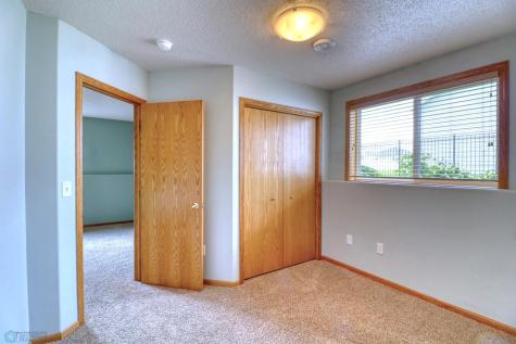 4309 52nd Street S Fargo ND 58104