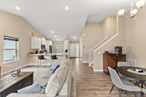 13760 Carrakay Way Rosemount MN 55068