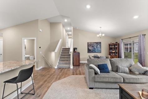 13760 Carrakay Way Rosemount MN 55068