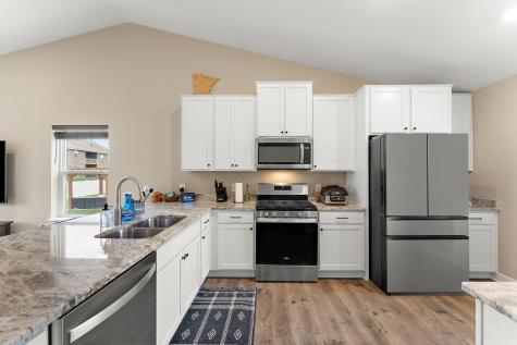 13760 Carrakay Way Rosemount MN 55068