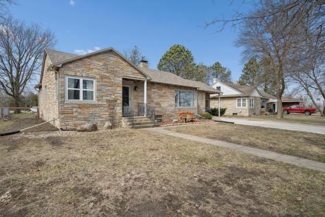 409 N Prairie Street Sherburn MN 56171