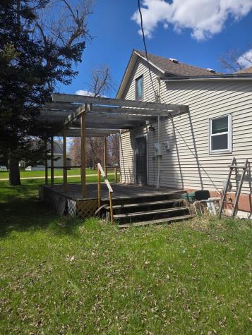 103 Main Street S Leonard ND 58052