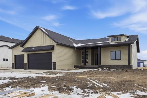 4270 Bristlecone Loop S Fargo ND 58104