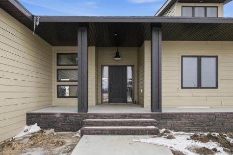 4270 Bristlecone Loop S Fargo ND 58104