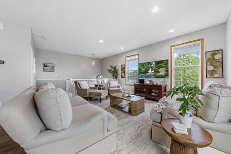 1724 Riverside Drive Shakopee MN 55379