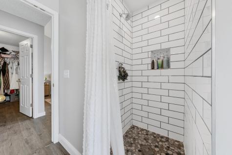 1724 Riverside Drive Shakopee MN 55379