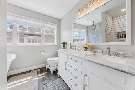 1724 Riverside Drive Shakopee MN 55379