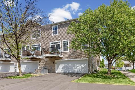 1724 Riverside Drive Shakopee MN 55379