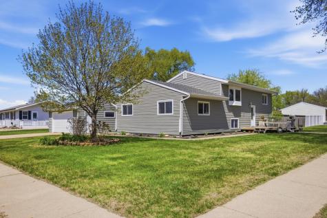 806 7TH Street W West Fargo ND 58078