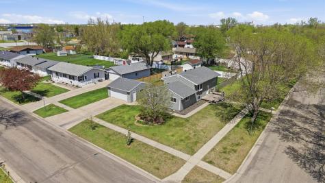 806 7th Street W West Fargo ND 58078