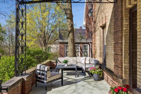 30 Crocus Place Saint Paul MN 55102